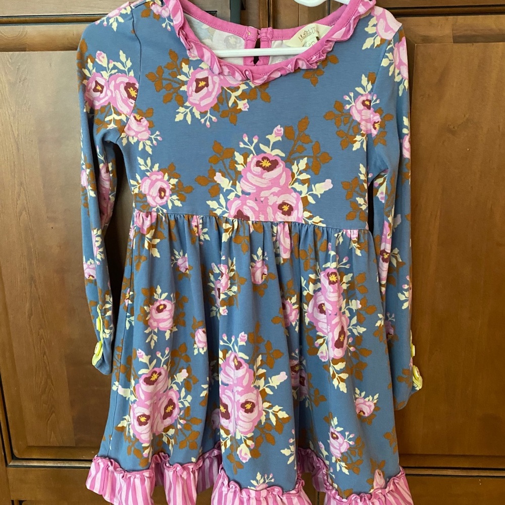 EUC Matilda Jane Girls Size 4 dress